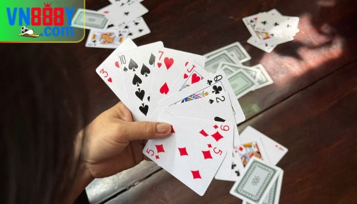 Nằm mơ thấy đánh bài tiến lên
